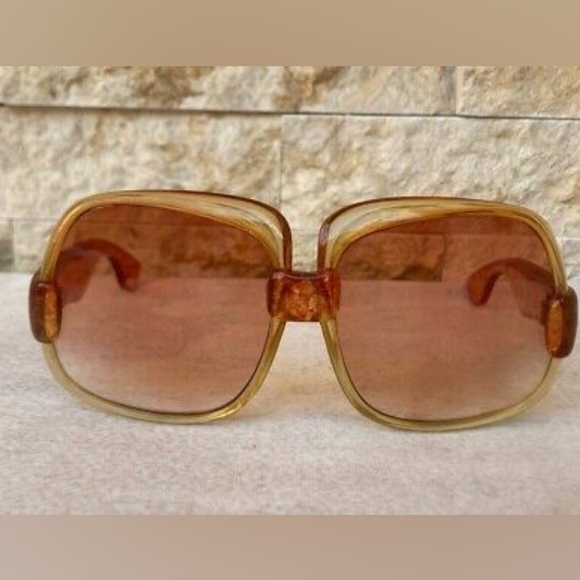 Extra pics for VINTAGE YVES SAINT LAURENT YSL PARIS 1970's OVERSIZED SUNGLASSES - Picture 7 of 16